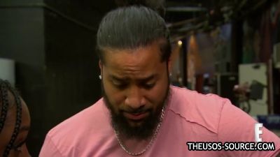 Naomi_shows_Jimmy_Uso_how_shes_going_to_give_the_SmackDown_Womens_Title_some_glow_Total_Divas_Preview_Clip_Nov_15_2017__WWE_mp4140.jpg