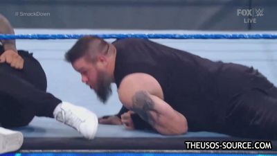WWESmackDown20210101720pWEBh264-HEEL_mp41049.jpg
