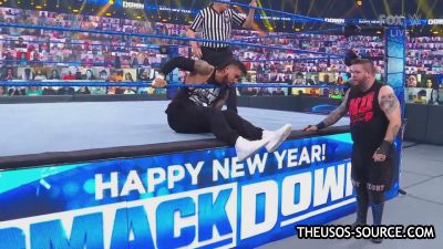WWESmackDown20210101720pWEBh264-HEEL_mp41054.jpg