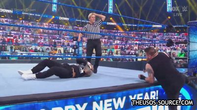WWESmackDown20210101720pWEBh264-HEEL_mp41060.jpg