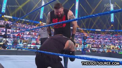 WWESmackDown20210101720pWEBh264-HEEL_mp41102.jpg