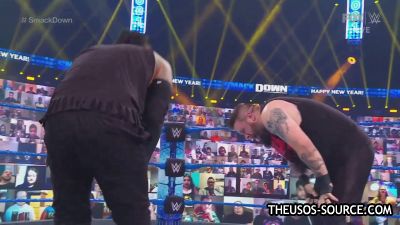 WWESmackDown20210101720pWEBh264-HEEL_mp41110.jpg