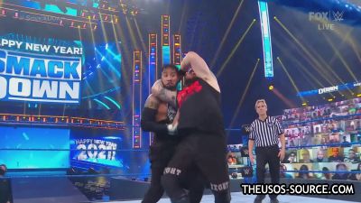 WWESmackDown20210101720pWEBh264-HEEL_mp41122.jpg