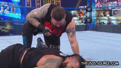 WWESmackDown20210101720pWEBh264-HEEL_mp41217.jpg