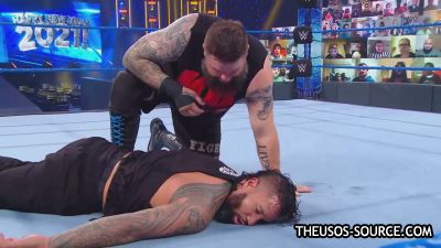 WWESmackDown20210101720pWEBh264-HEEL_mp41218.jpg