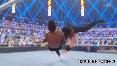 WWE_Clash_2020_mp41855.jpg