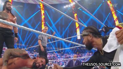 WWE_Clash_2020_mp42215.jpg