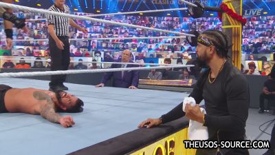 WWE_Clash_2020_mp42223.jpg