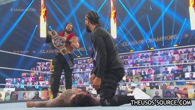 WWE_Clash_2020_mp42421.jpg