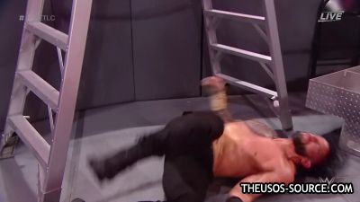 WWE_TLC_2020_PPV_720p_WEB_h264-HEEL_mp41515.jpg