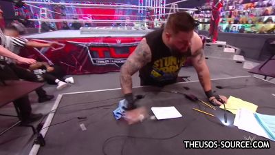 WWE_TLC_2020_PPV_720p_WEB_h264-HEEL_mp41560.jpg