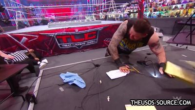 WWE_TLC_2020_PPV_720p_WEB_h264-HEEL_mp41561.jpg