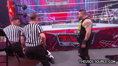 WWE_TLC_2020_PPV_720p_WEB_h264-HEEL_mp41578.jpg