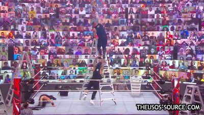 WWE_TLC_2020_PPV_720p_WEB_h264-HEEL_mp41946.jpg