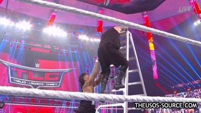 WWE_TLC_2020_PPV_720p_WEB_h264-HEEL_mp41949.jpg