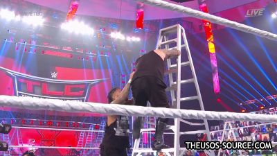 WWE_TLC_2020_PPV_720p_WEB_h264-HEEL_mp41950.jpg