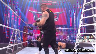 WWE_TLC_2020_PPV_720p_WEB_h264-HEEL_mp41955.jpg