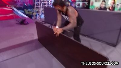 WWE_TLC_2020_PPV_720p_WEB_h264-HEEL_mp41991.jpg