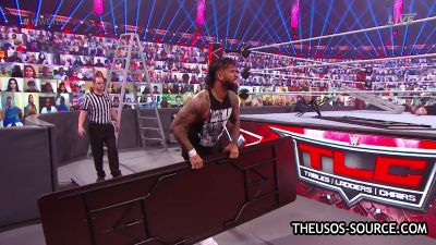 WWE_TLC_2020_PPV_720p_WEB_h264-HEEL_mp42022.jpg