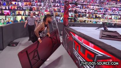 WWE_TLC_2020_PPV_720p_WEB_h264-HEEL_mp42025.jpg