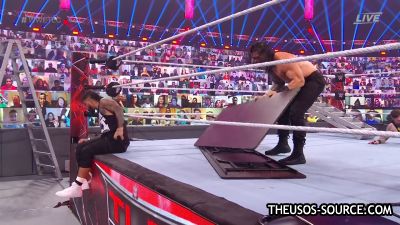 WWE_TLC_2020_PPV_720p_WEB_h264-HEEL_mp42033.jpg