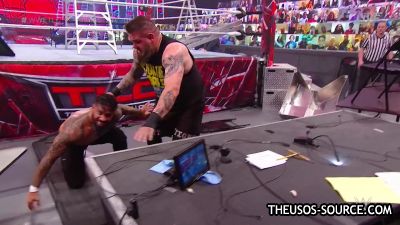 WWE_TLC_2020_PPV_720p_WEB_h264-HEEL_mp42161.jpg