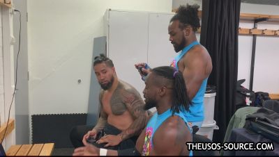 KOFI_KINGSTON_vs__JEY_USO_UpUpDownDown_Championship_Match_mp40697.jpg