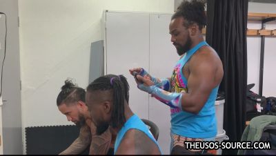 KOFI_KINGSTON_vs__JEY_USO_UpUpDownDown_Championship_Match_mp40879.jpg