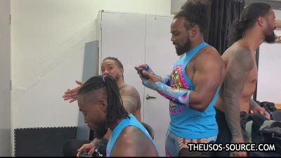 KOFI_KINGSTON_vs__JEY_USO_UpUpDownDown_Championship_Match_mp41008.jpg