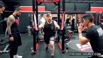 The_Usos___Athlean-X_PART_TWO___Ep_00_04_11_08_382.jpg
