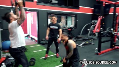 The_Usos___Athlean-X_PART_TWO___Ep_00_04_53_03_447.jpg