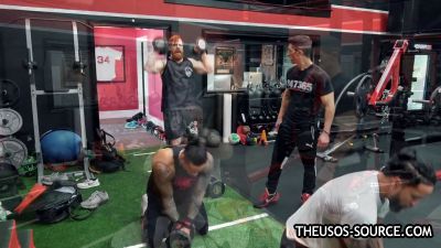The_Usos___Athlean-X_PART_TWO___Ep_00_09_13_00_854.jpg