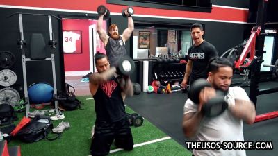 The_Usos___Athlean-X_PART_TWO___Ep_00_09_15_06_858.jpg