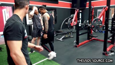 The_Usos___Athlean-X_PART_TWO___Ep_00_09_50_00_912.jpg