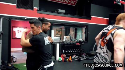 The_Usos___Athlean-X_PART_TWO___Ep_00_10_25_02_967.jpg