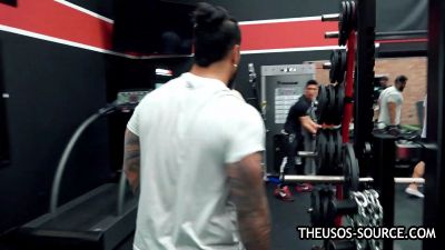 The_Usos___Athlean-X_PART_TWO___Ep_00_10_51_03_1008.jpg