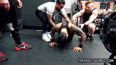 The_Usos___Athlean-X_PART_TWO___Ep_00_14_06_06_1314.jpg