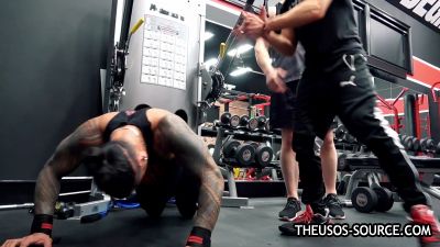 The_Usos___Athlean-X_PART_TWO___Ep_00_19_36_00_1830.jpg